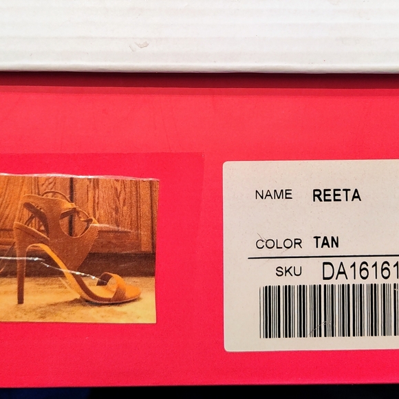 JustFab Reeta Heels - Picture 10 of 11